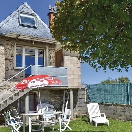 Two-bedroom In Σπίτι διακοπών Le Cayrol