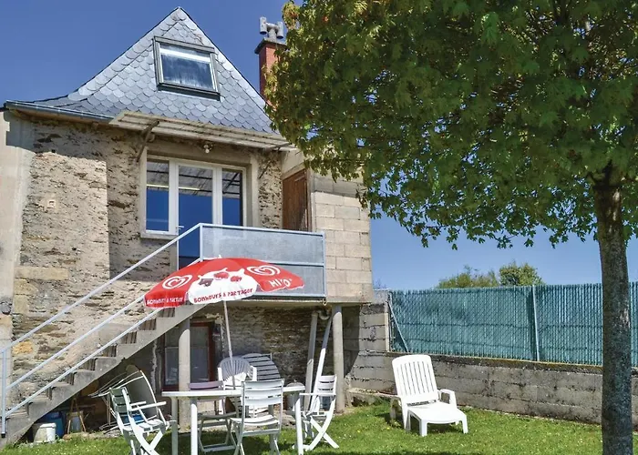 Two-bedroom In Dom wakacyjny Le Cayrol